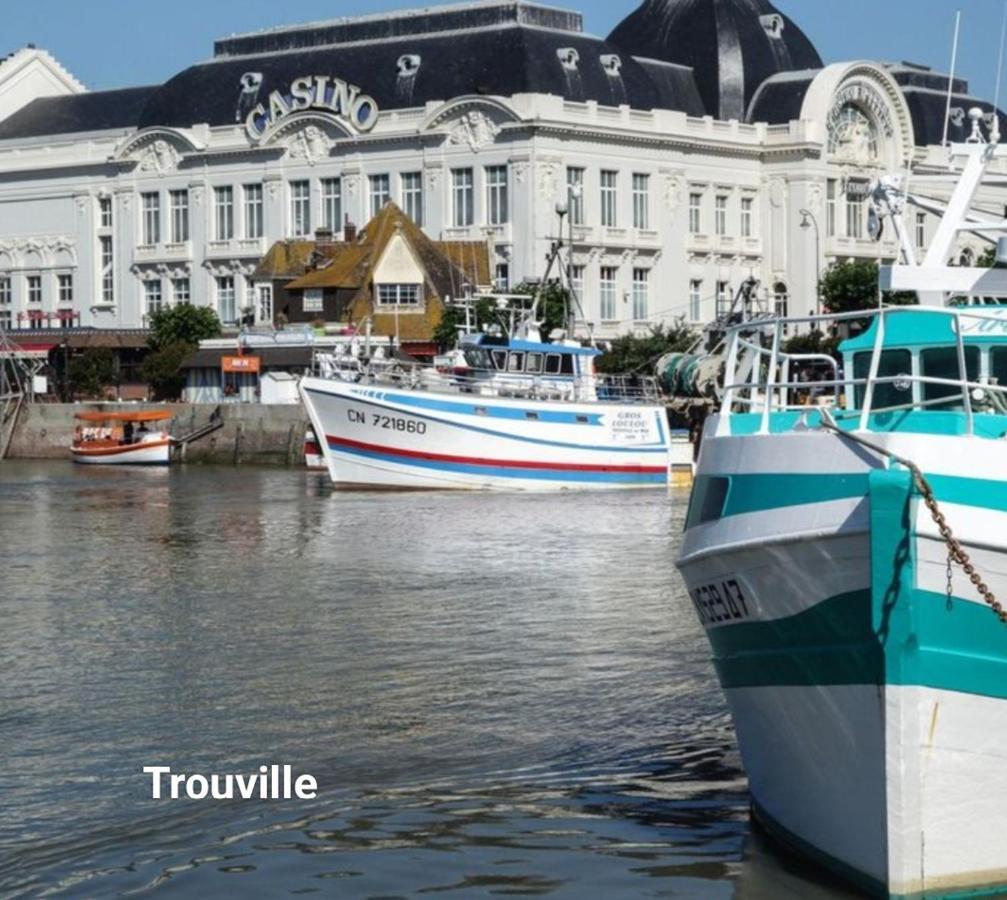 D'Hauville Vallée Bonneville-la-Louvet Extérieur photo